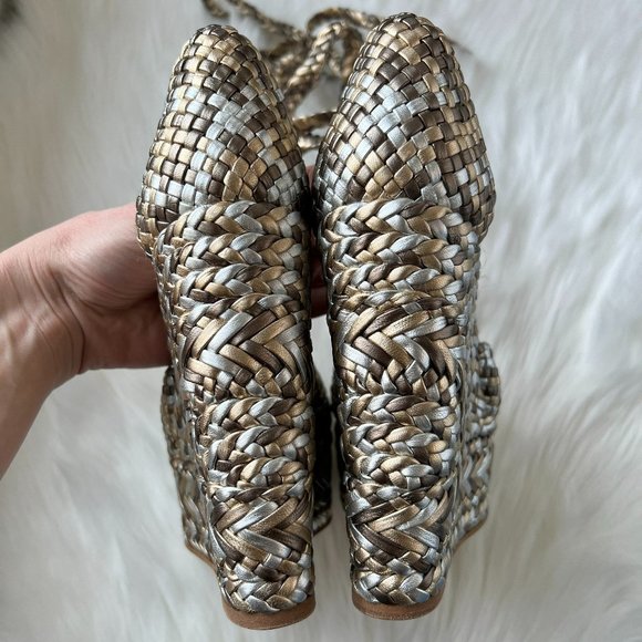 Hermès Women's Gold/Bronze Espadrille Sandals Size 38 - Picture 7 of 12